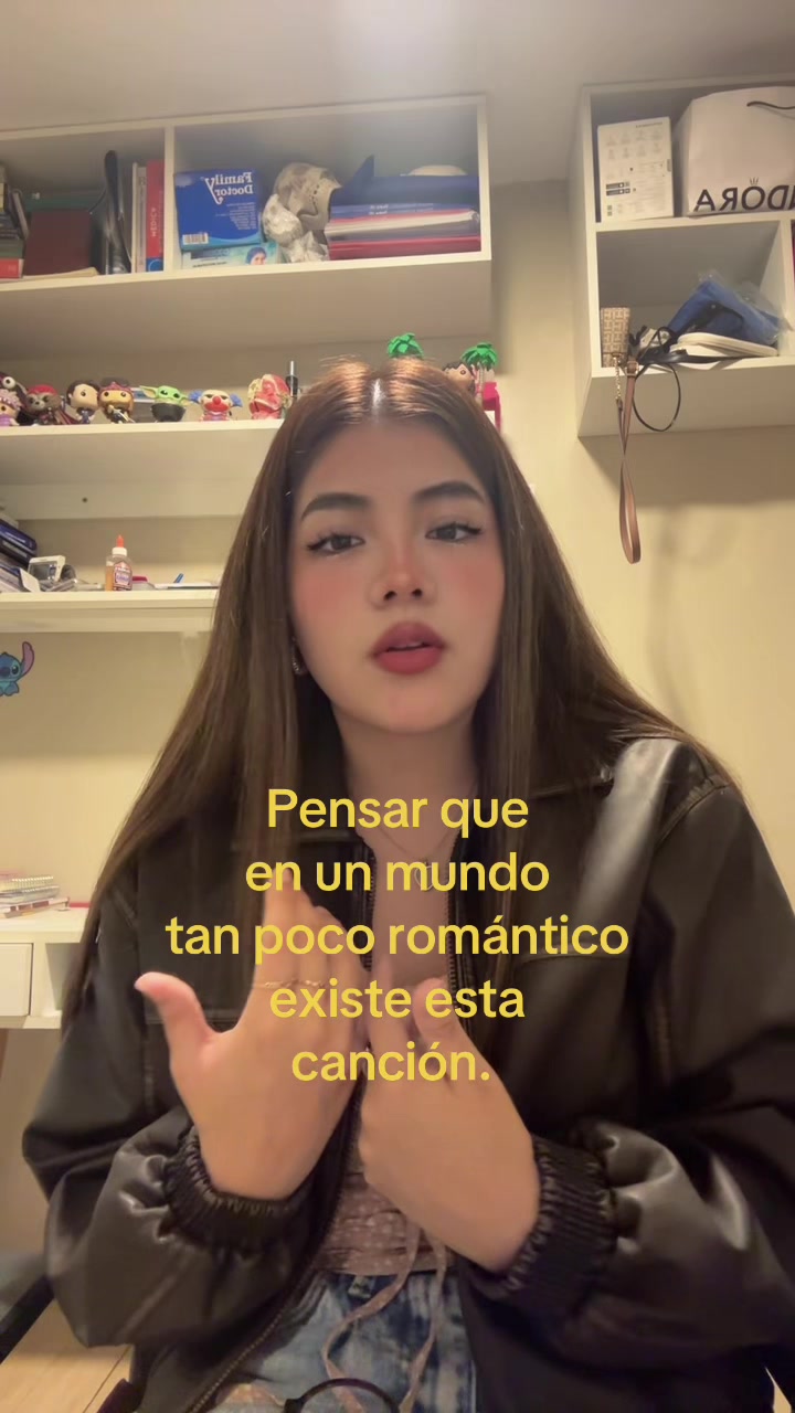 @Camila Alanis
