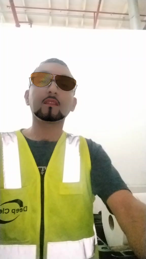 @muñeco sexy 😃