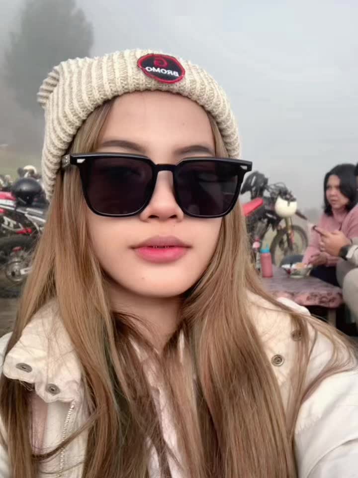 @vyylovv𐙚.