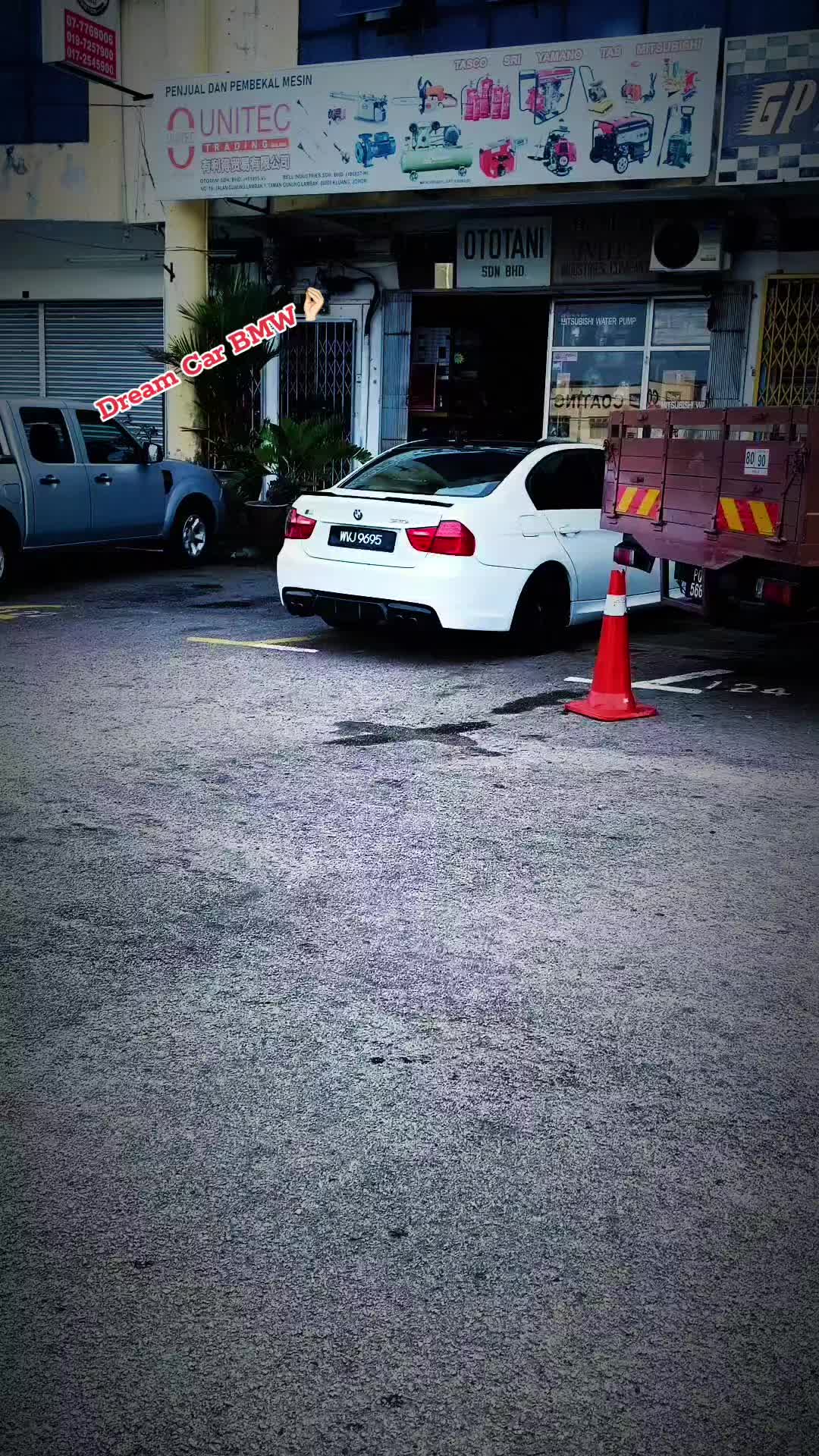 @J A N I ⁵⁶