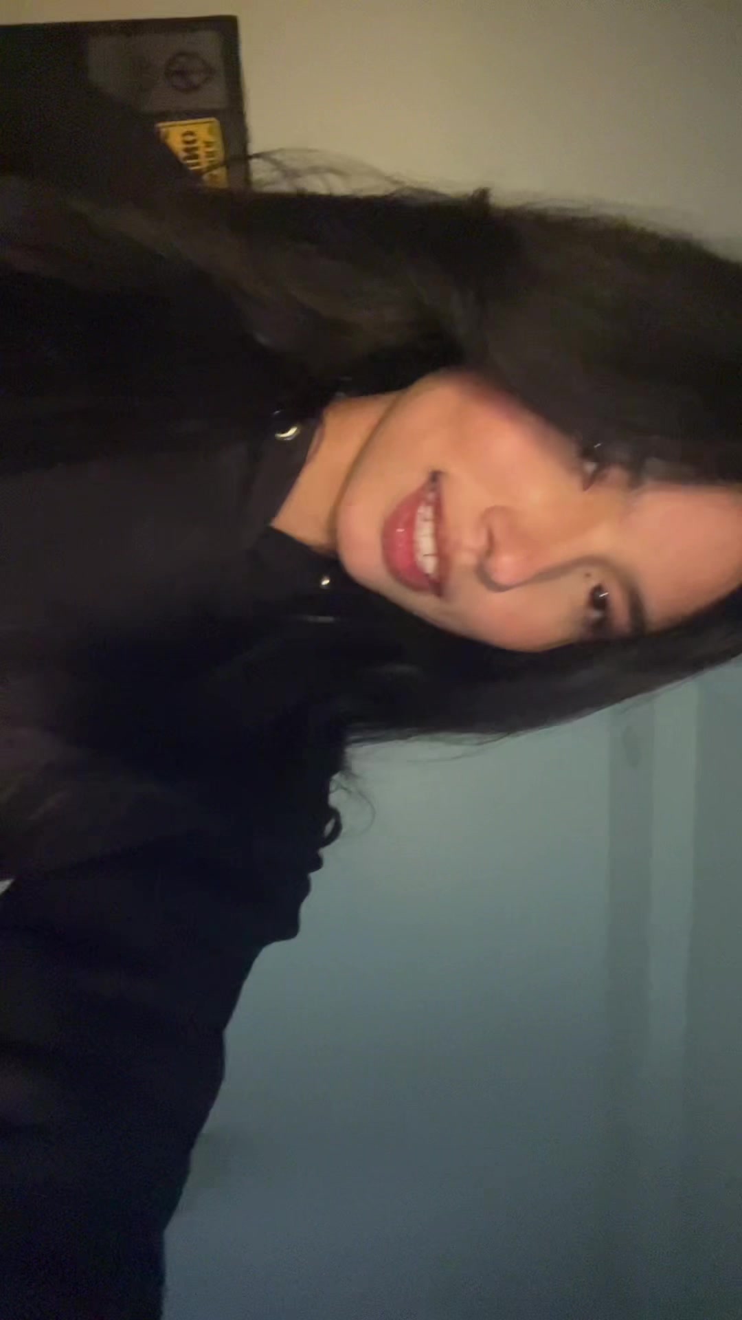 @valen<3🦇