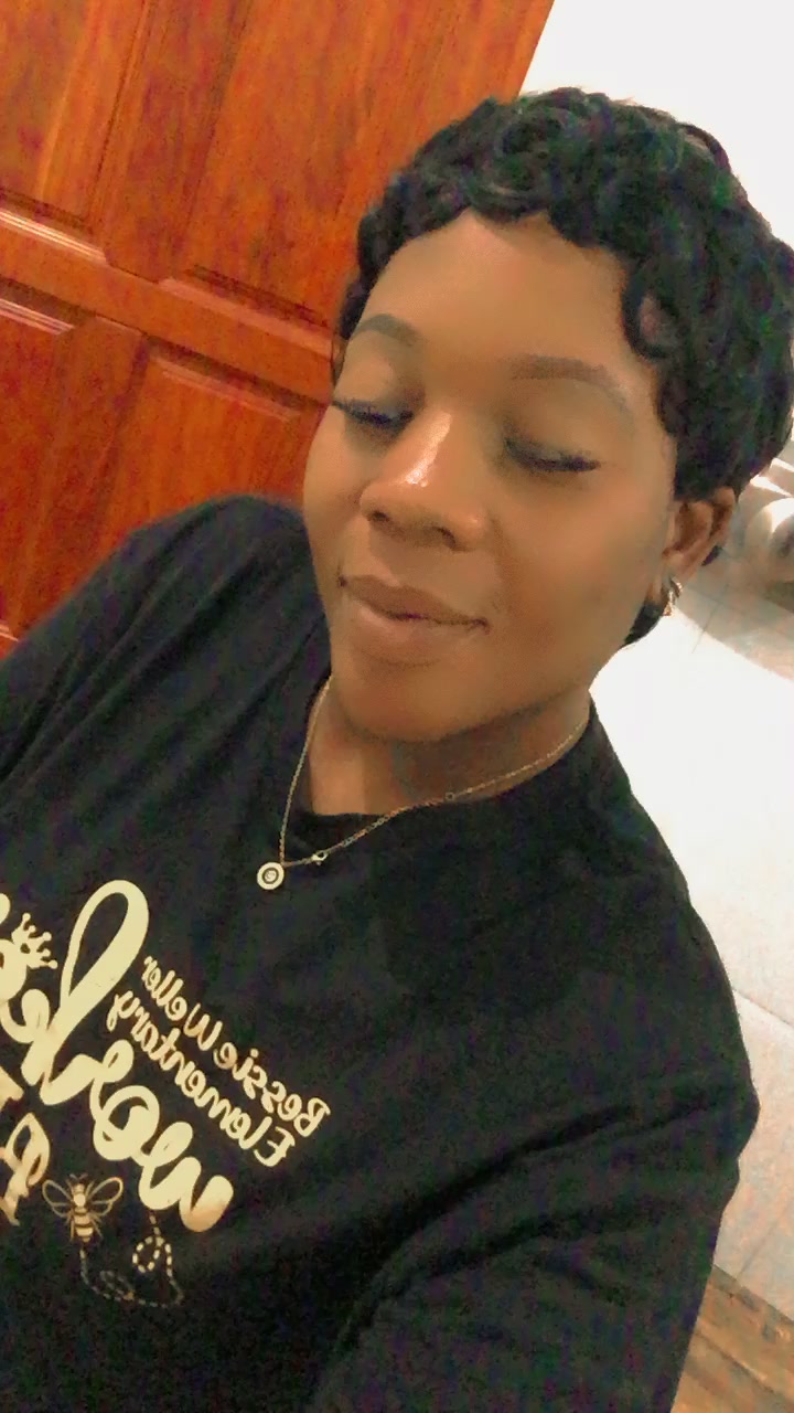 @it's ur girl petronella bei