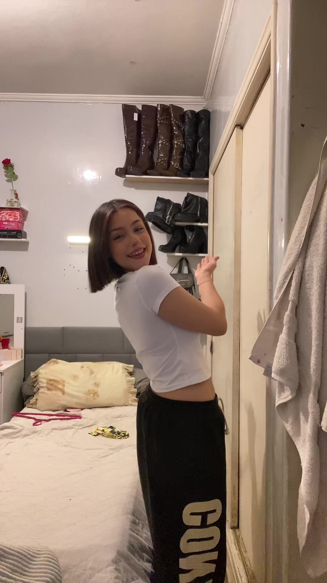 @Clara