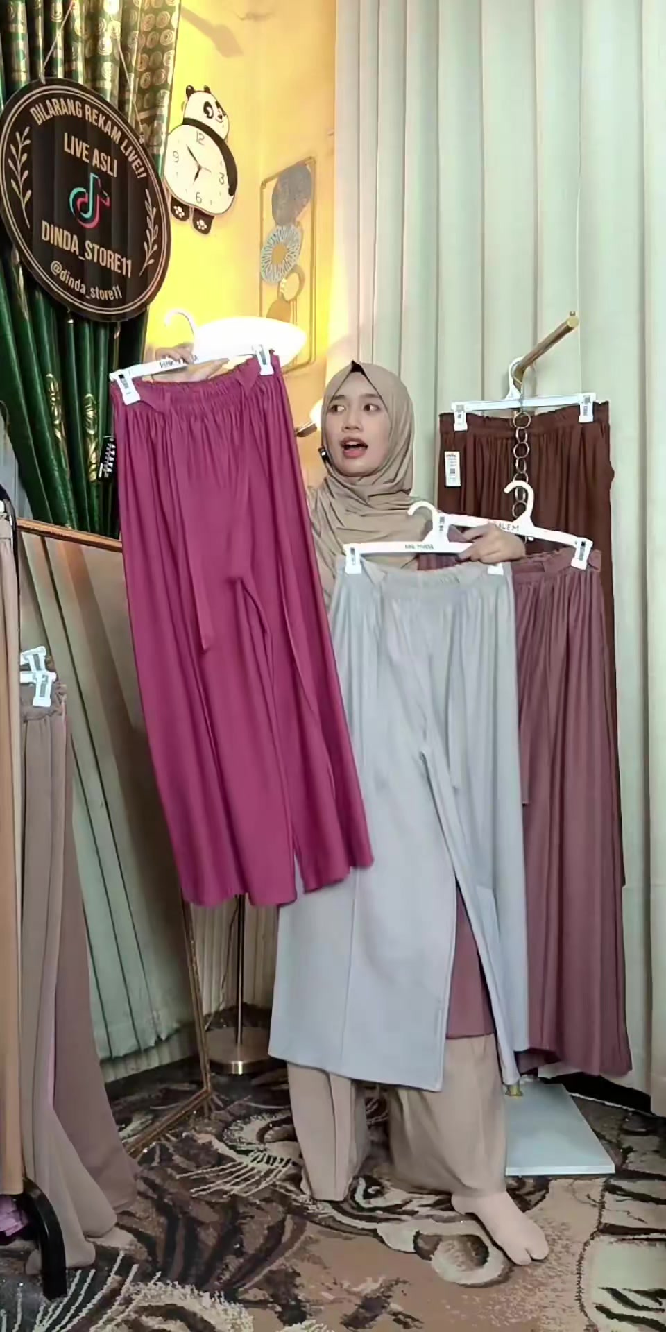 @Dinda_Store11