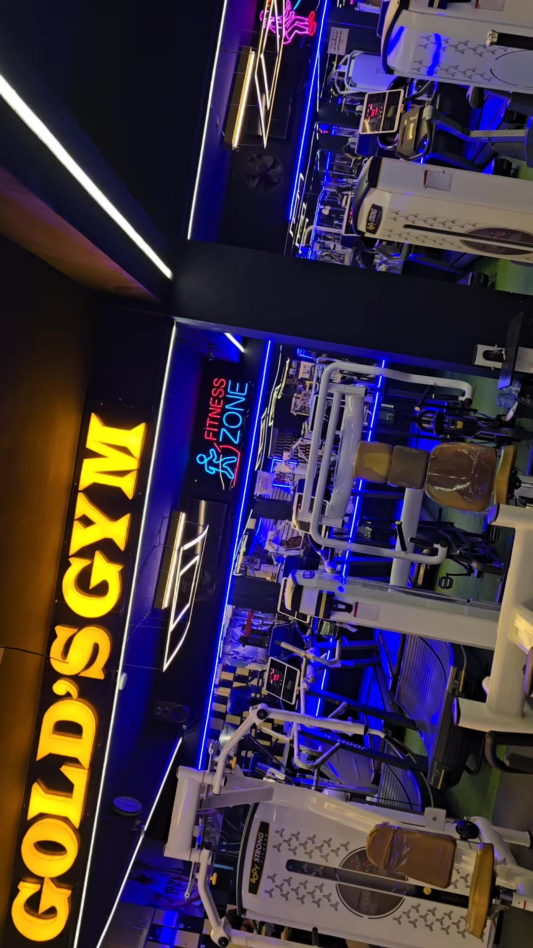 @GOLDS GYM