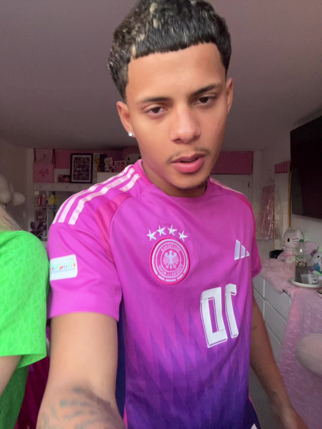 @Soyalejandro