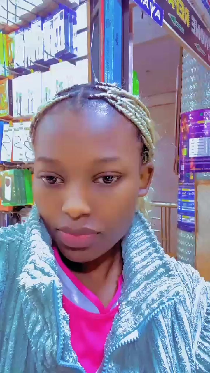 @Nymphet🍀🦋