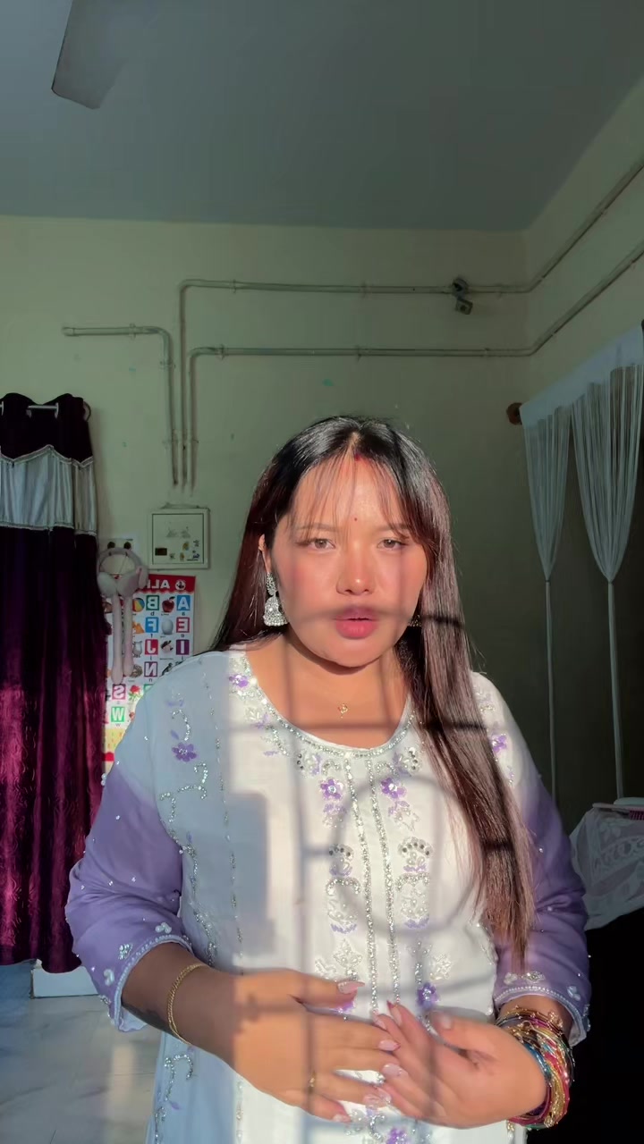 @Gurung sarmi💜
