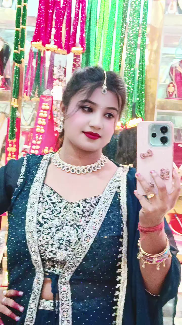 @Mrs...swarnakar Girl💫💫💐💐🪻
