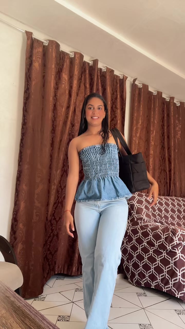 @Tais Ara&uacute;jo
