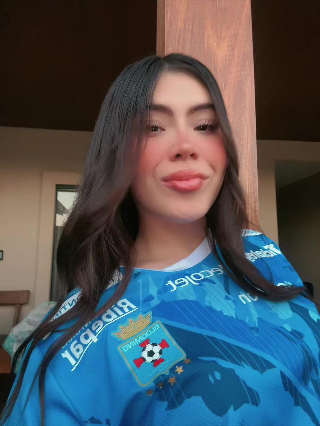 @Fabiana_algaranaz15
