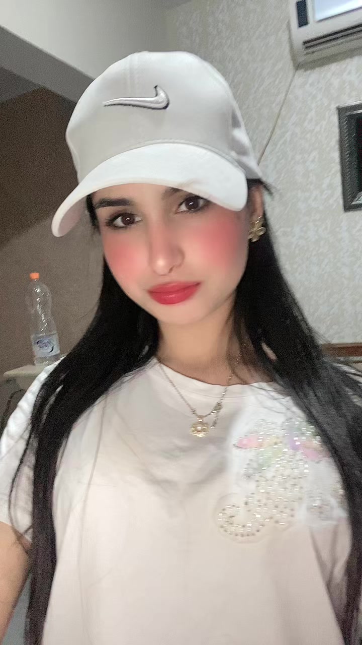 @farah mallouli