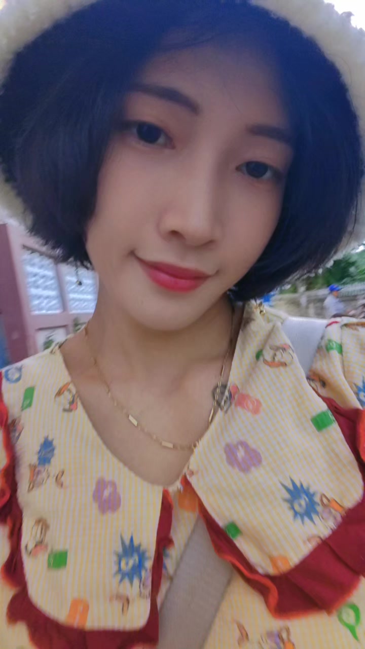 @🌿Kay Thi Khaing🌿(ဖြူးသူလေး)