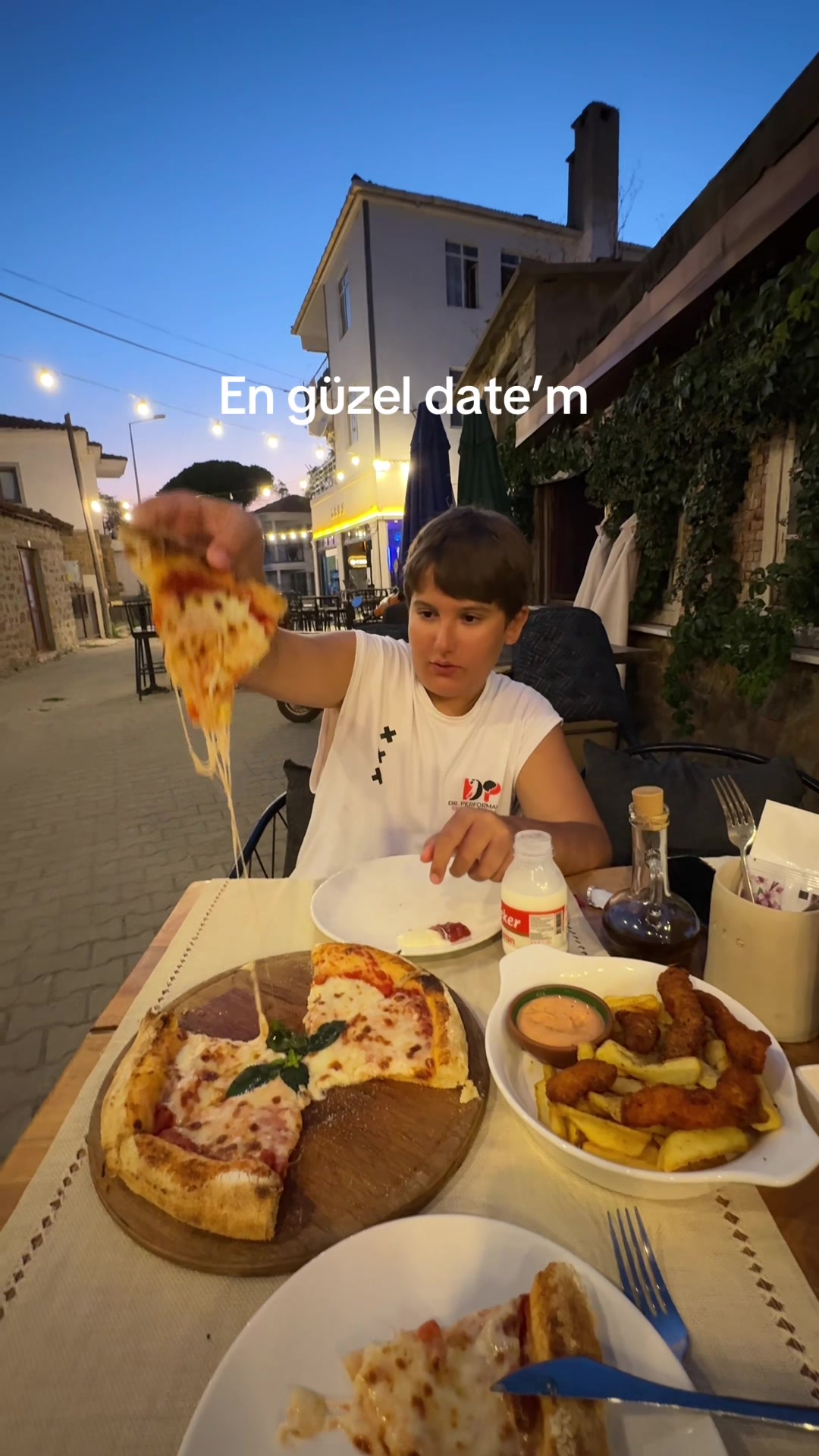 @justbeys_