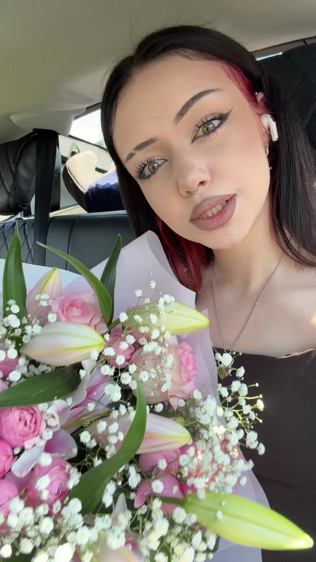 @yananavaaa