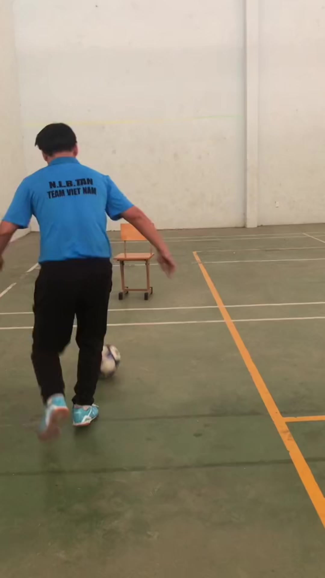 @Thầy T&acirc;n Sports
