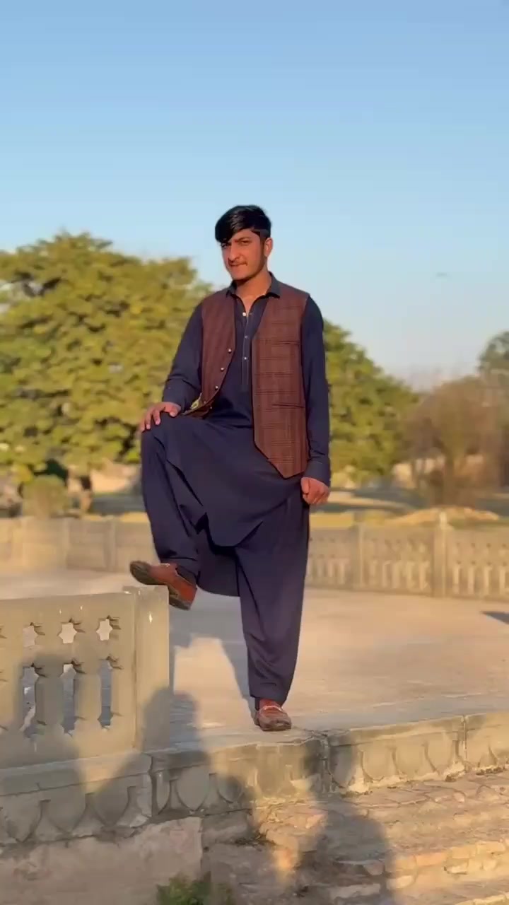 @Razzaq 802🫅