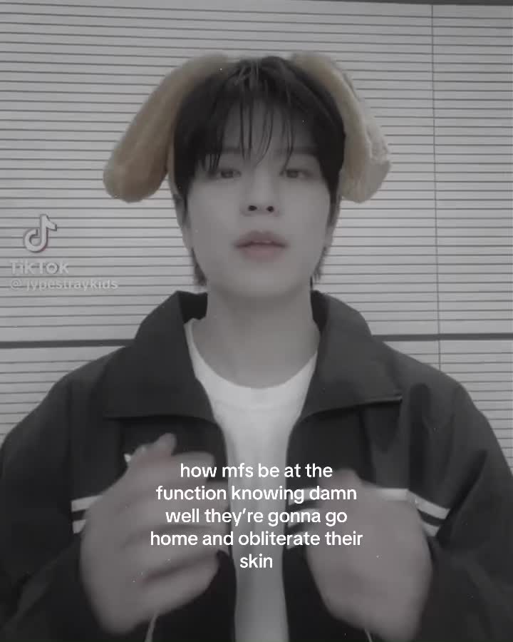 @𝐫.𝐞.𝐦♡