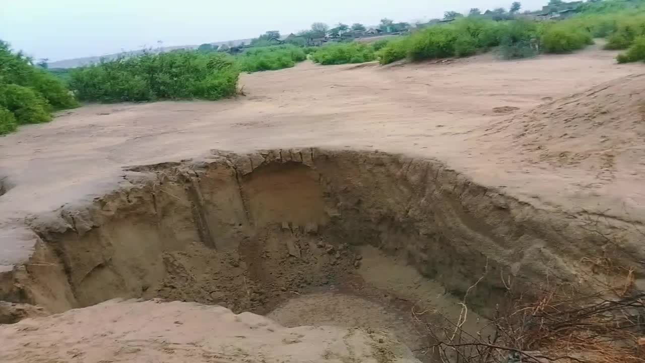 @فوزیا۔  ۔۔۔۔۔۔سومرو۔۔