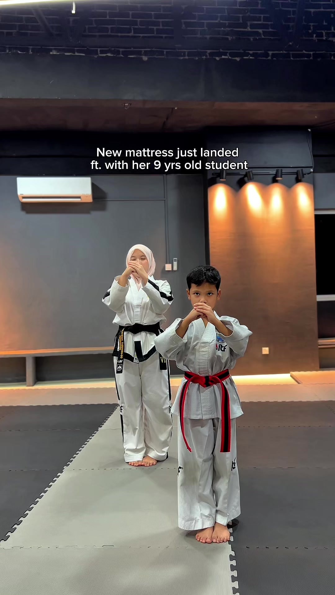 @Ija