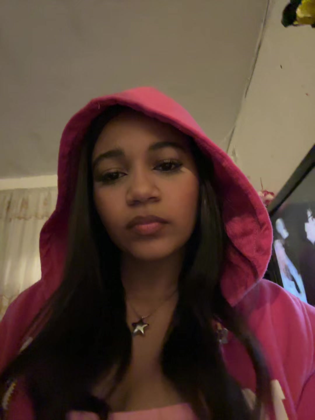 @يشم