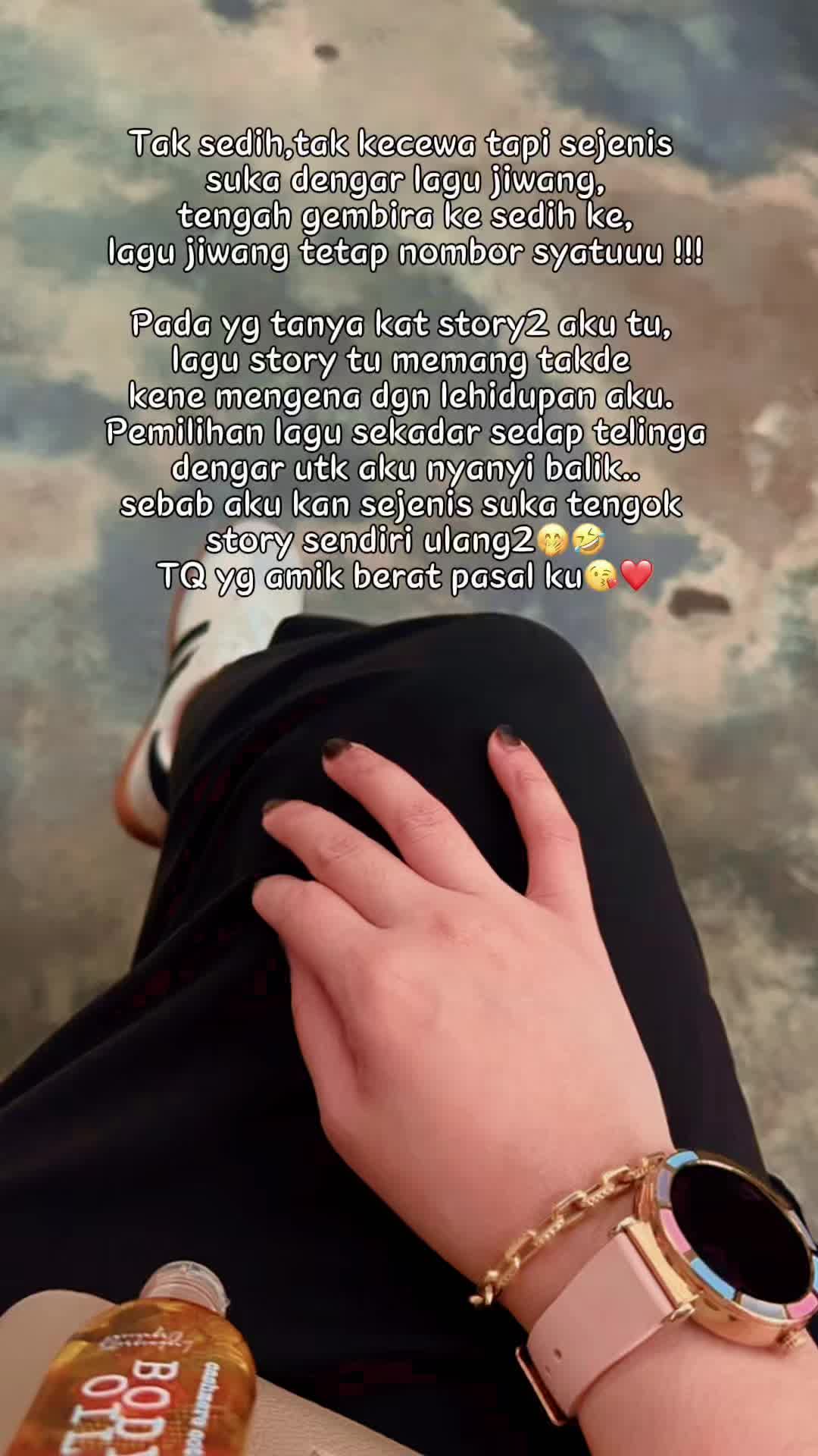 @Leeya