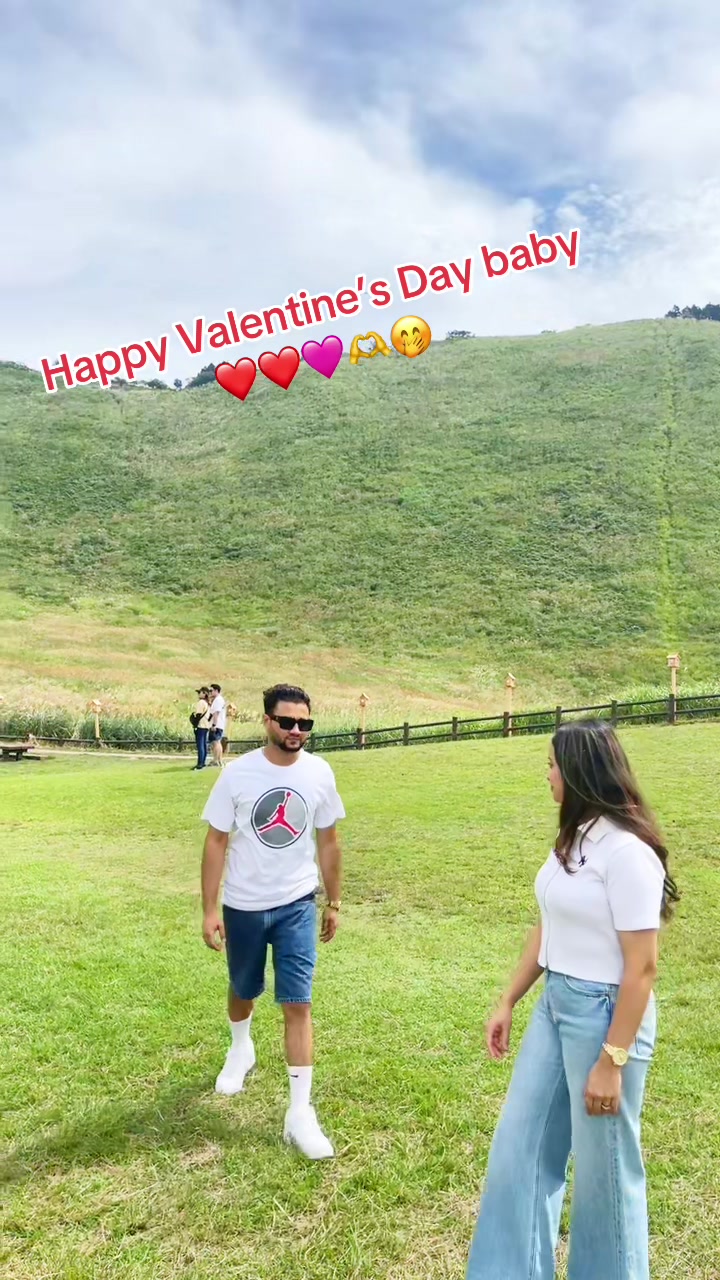 @Manishathapa🦚🦚🌹🌷
