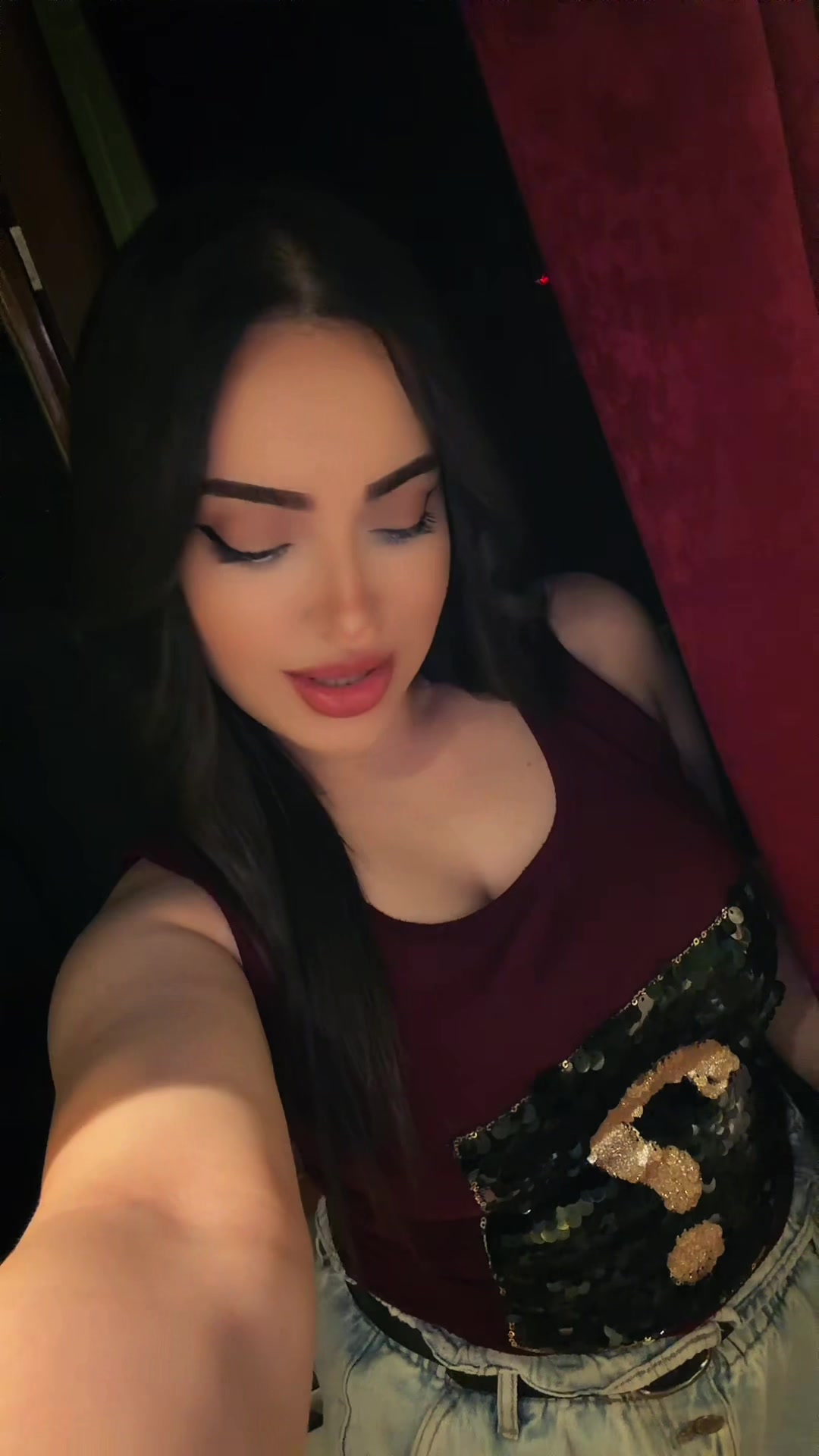 @Ava
