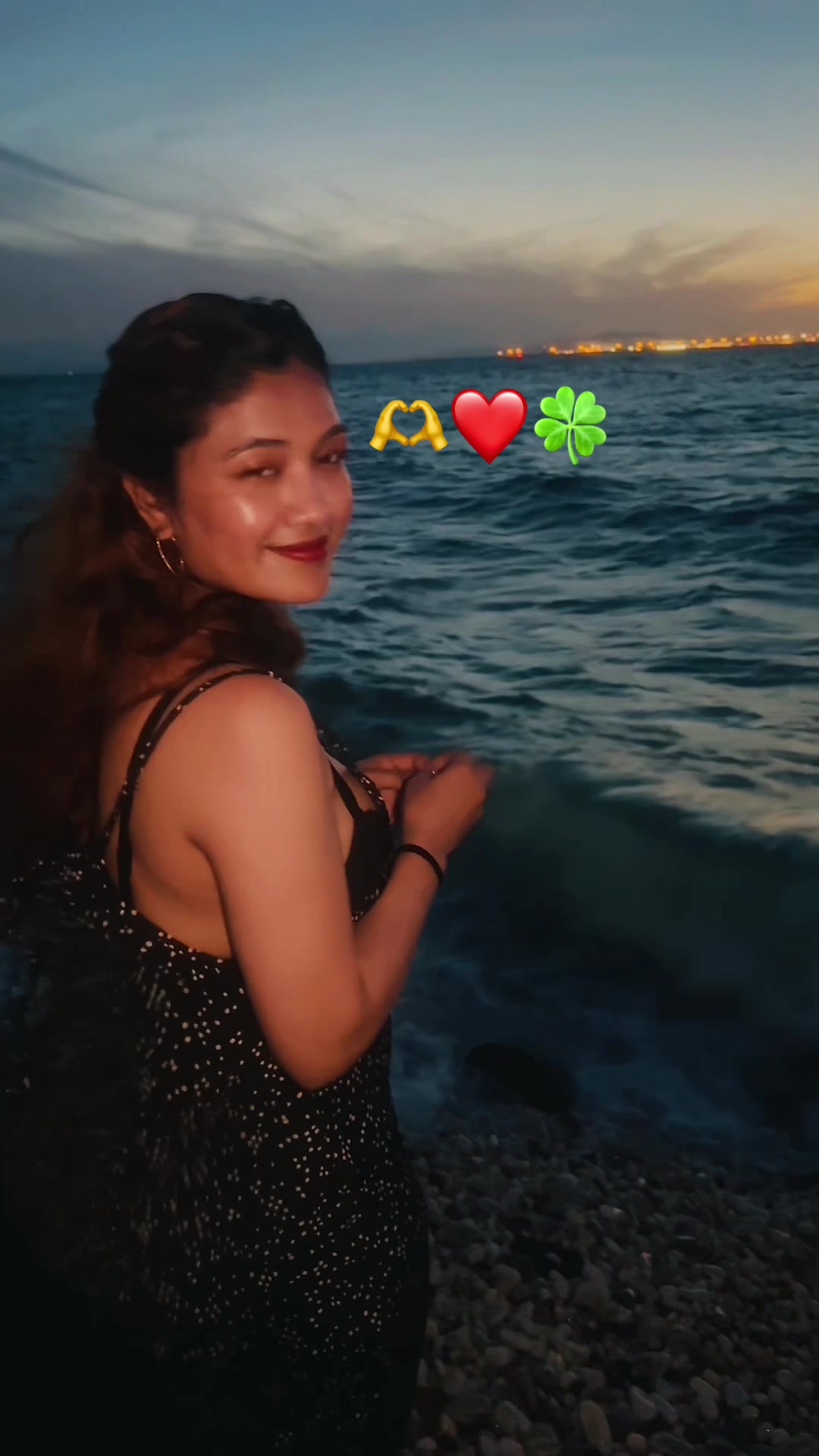 @POOJA🍀💗