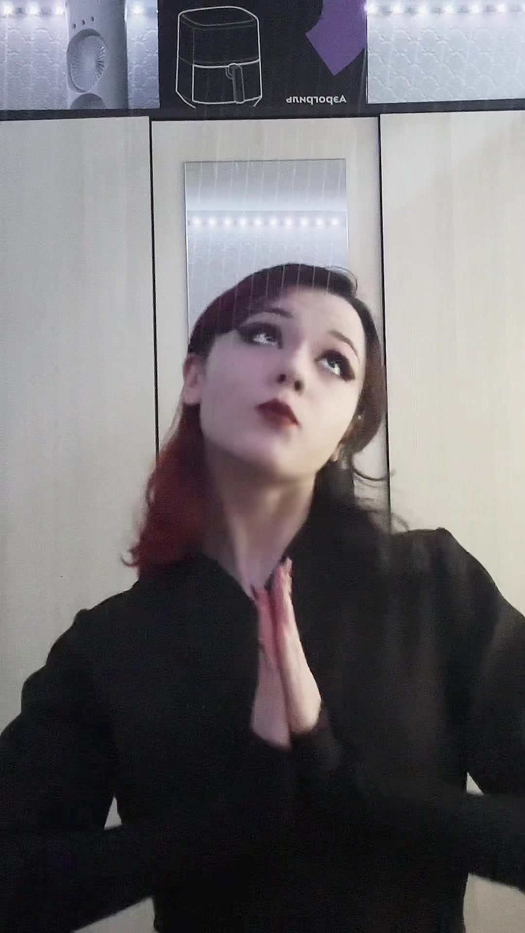 @Двухстворчатый клапан🖤