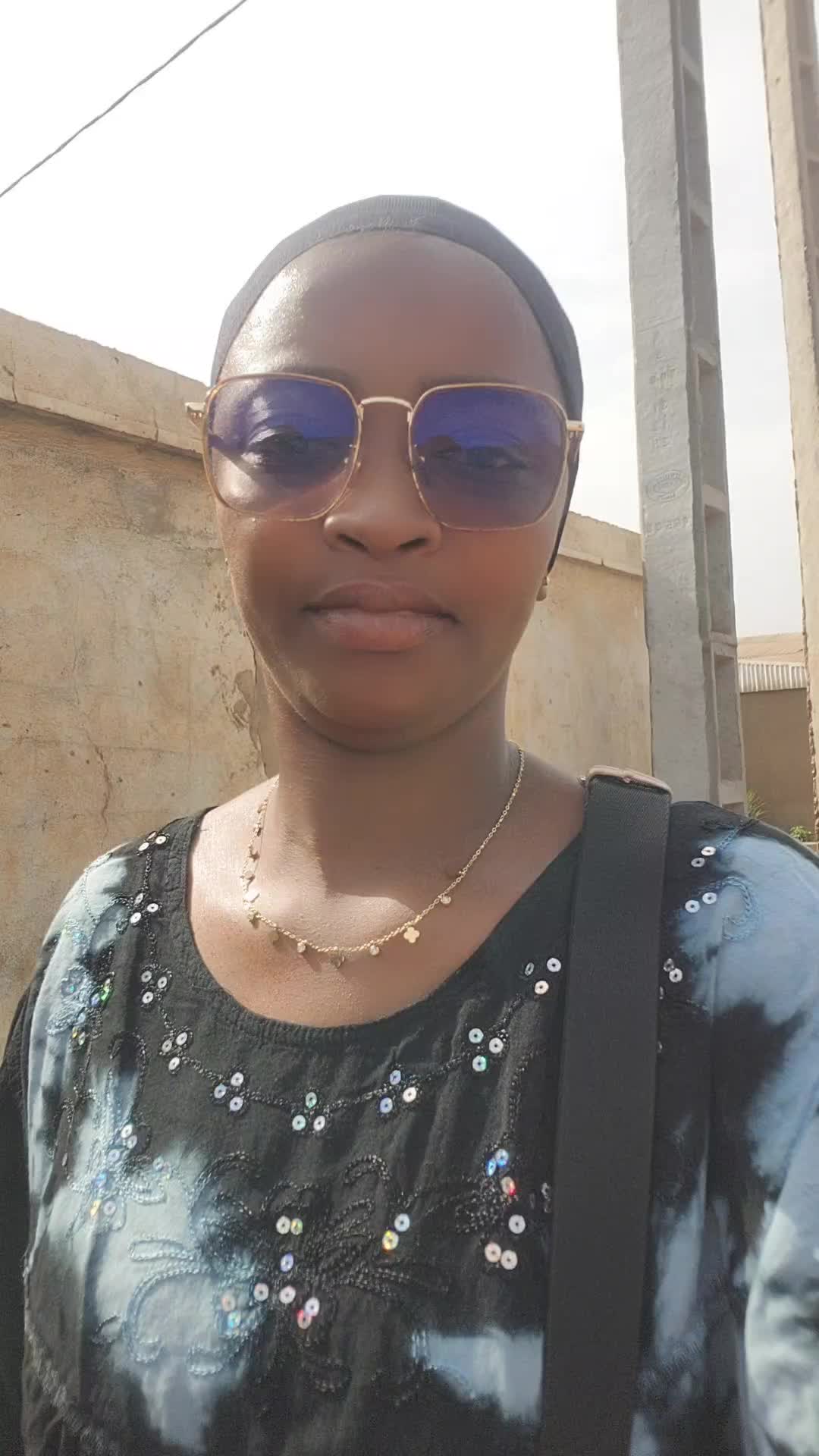 @مبنت سيف الله وترى 🇨🇮
