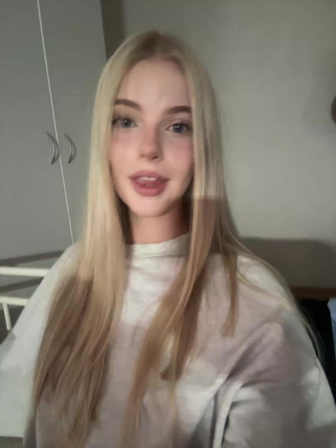 @анюта