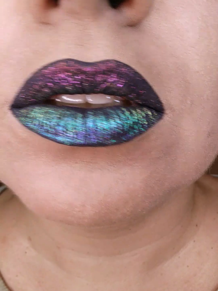 @TheMirrorBeauty lip art 💋🌈💄