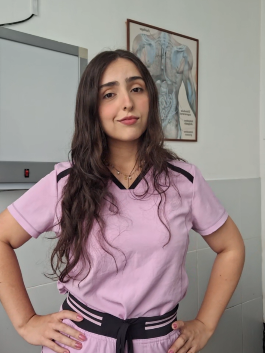 @Valentina Valle