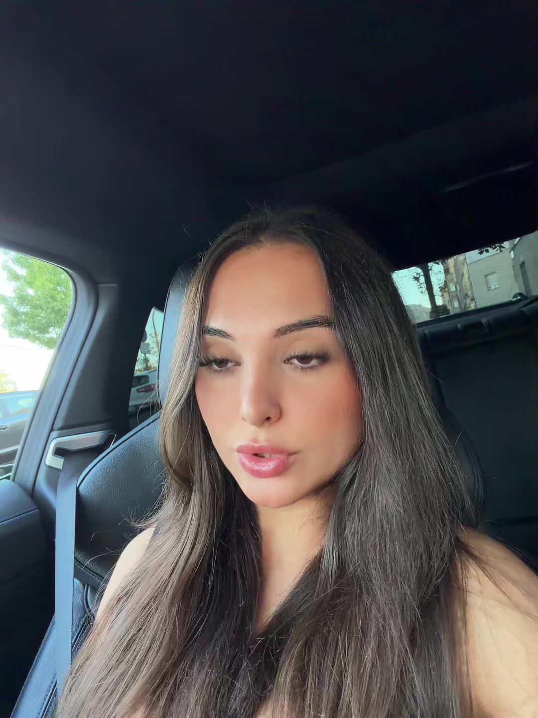 @queen_andreiiita