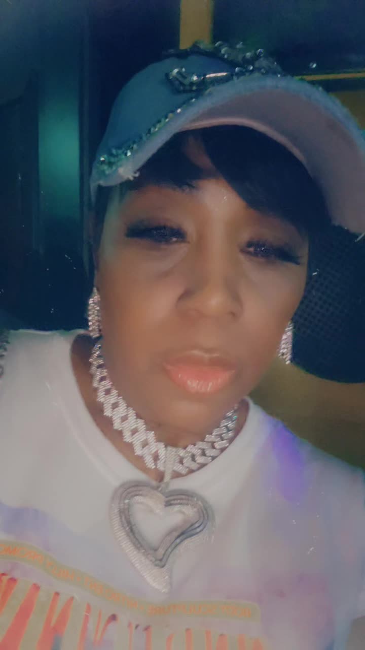 @ladyhilly