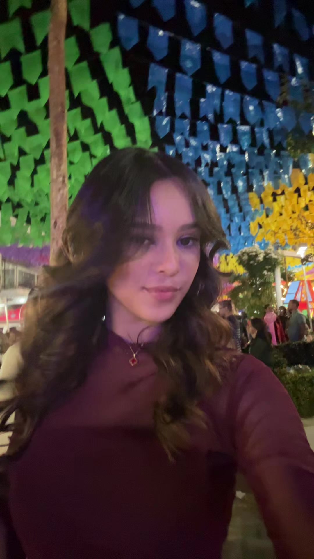 @Nayara