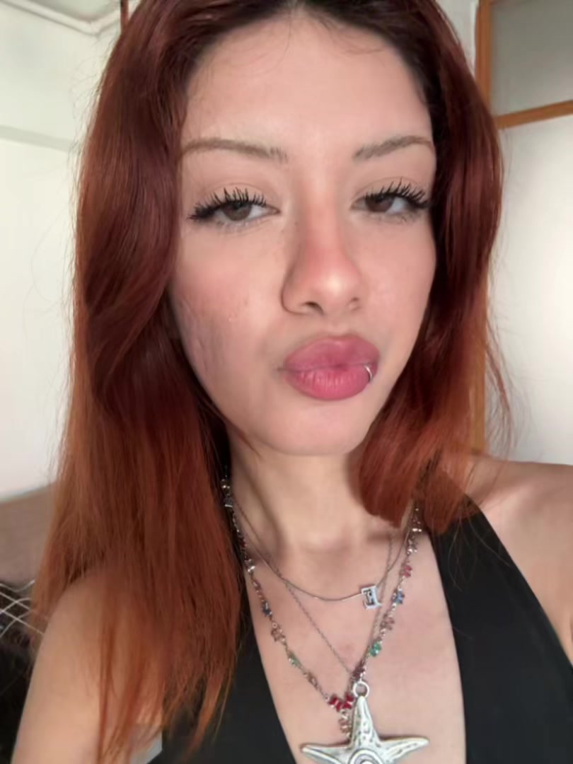 @✭