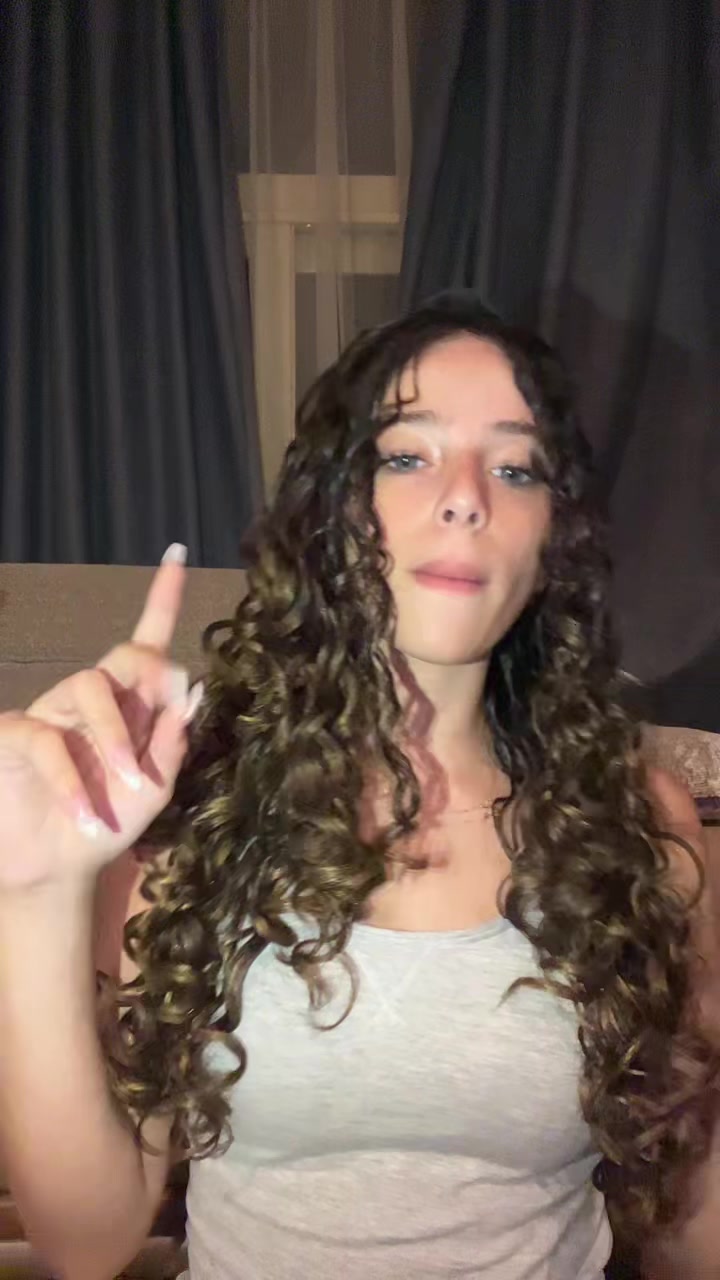 @LOLAAA