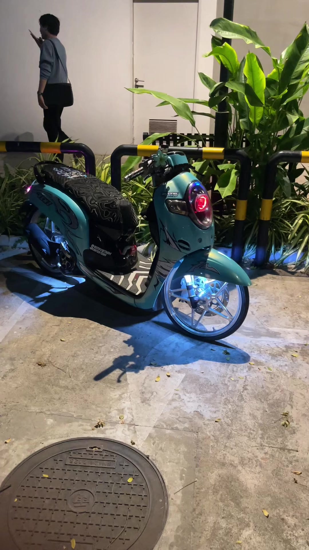 @BENZ ベンツ🤙🏼🇮🇩⚡️