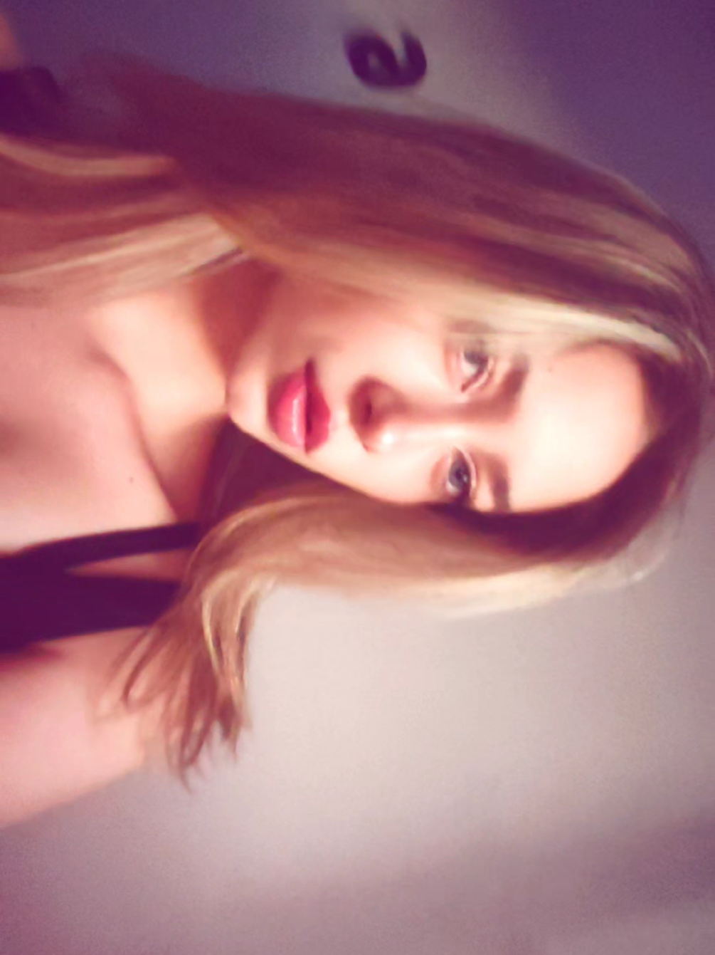 @N I N A ๐๏ธ๐จ๏ธ