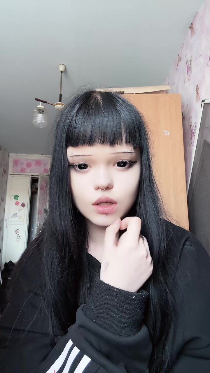 @alinkiola