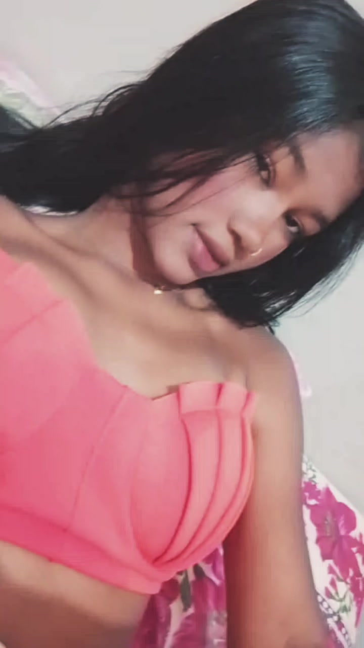@EMILLY ROCHA🌼