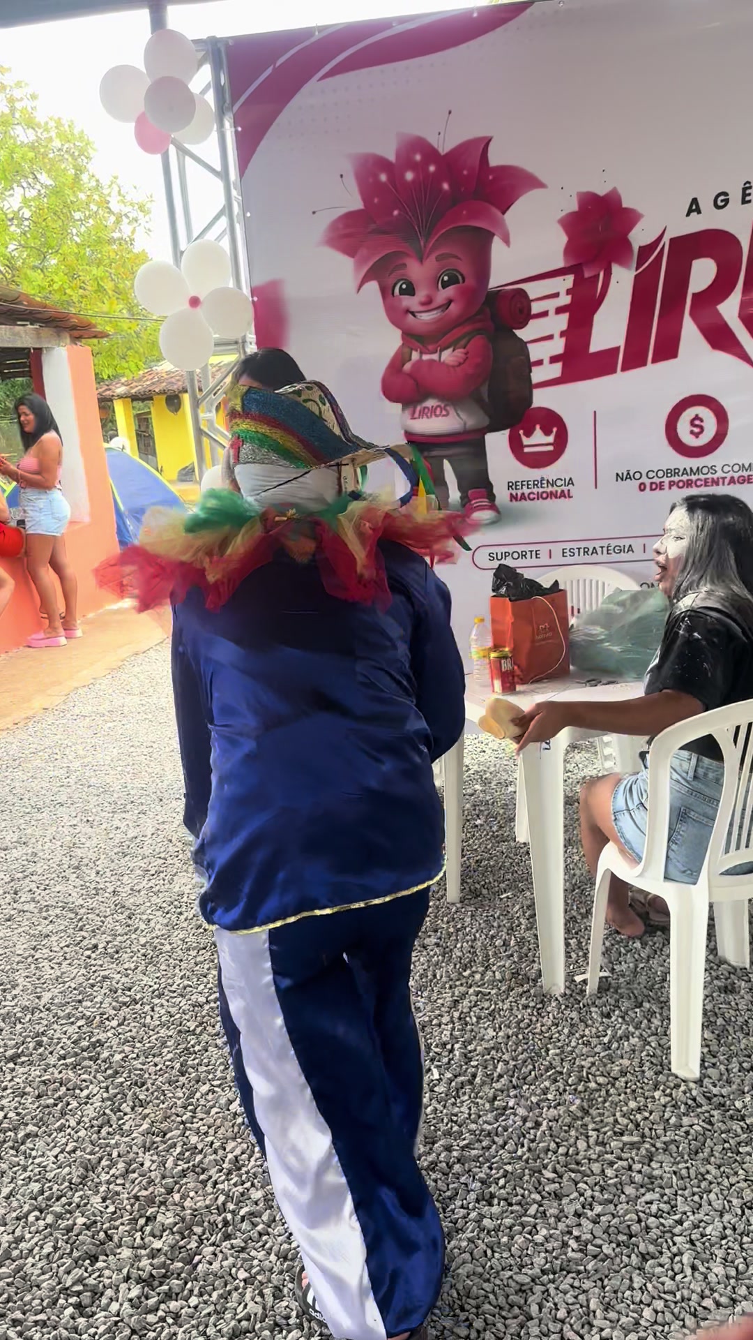 @Laurinha