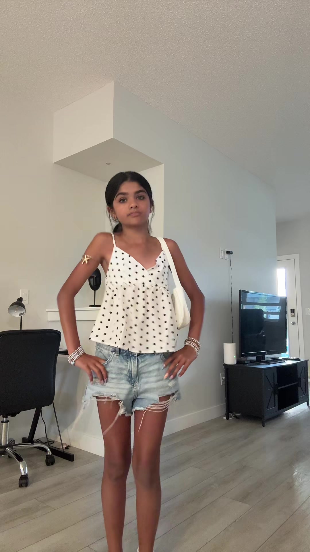 @Shananabanana6777🏐🎱🍒