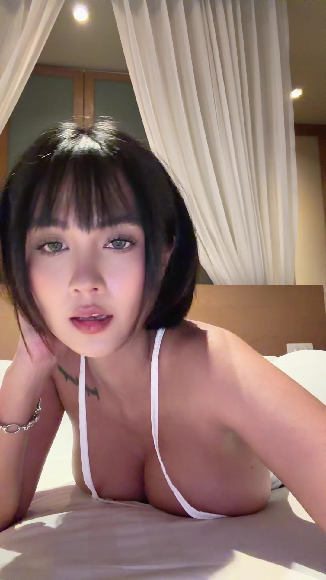 @เจนนิสชอบใส่บิกินี่👙