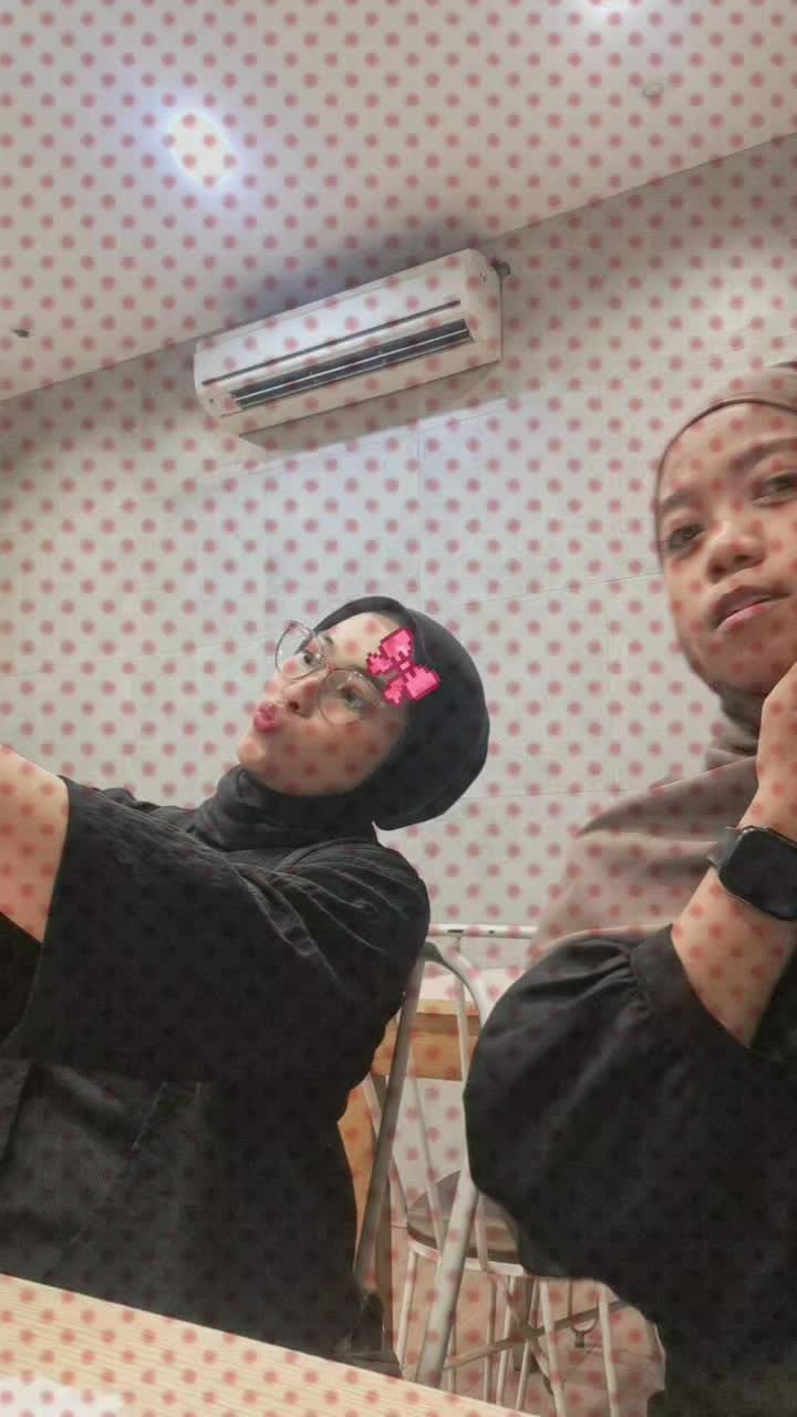 @nyiikk