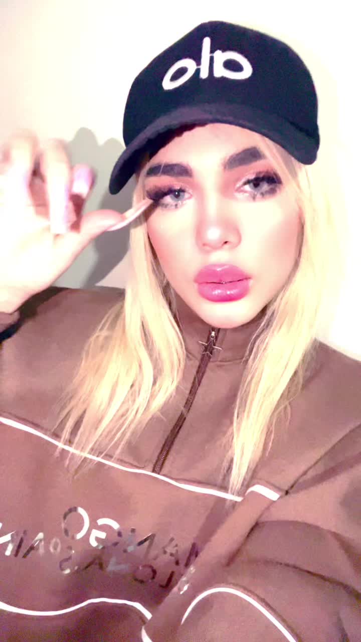 @elisa mokhtari