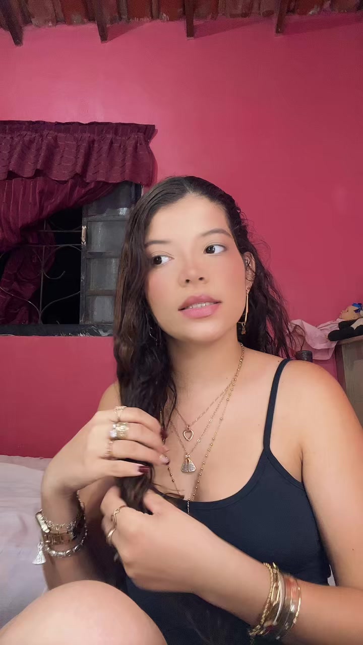 @Vivi 💖✨