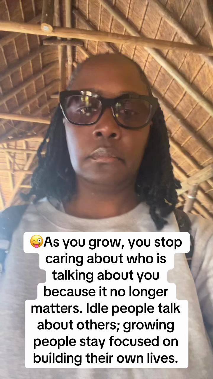 @LifeUneditedwithLindy